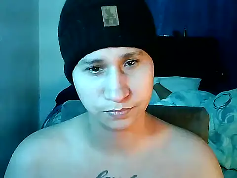 Im_Milan_Rs's cam snapshot