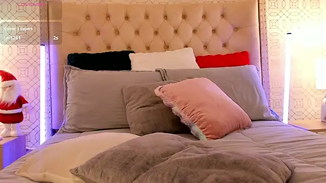 AriRobert_'s cam snapshot