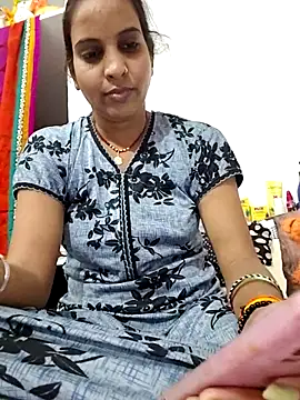 Hotty-Nidhi's cam snapshot