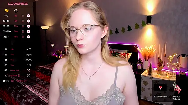 Aemilia_'s cam snapshot