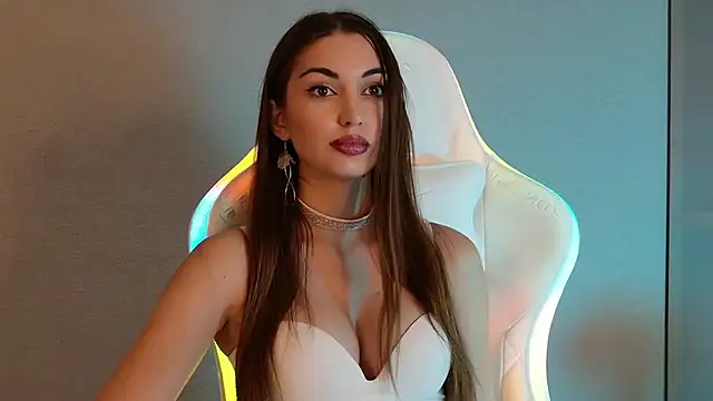 AdeleGilbert's cam snapshot