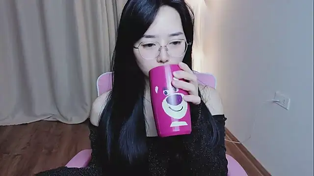 Miu-999's cam snapshot