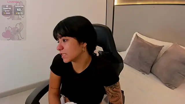 fiorella18_'s cam snapshot