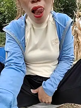 Tin_tanny's cam snapshot