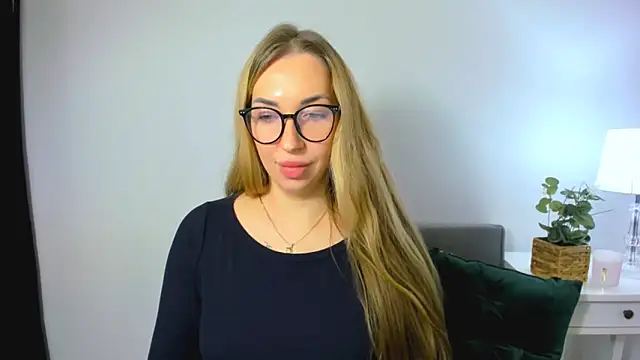 AriaDesire's cam snapshot