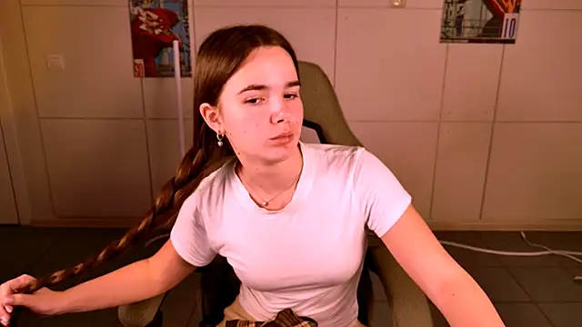 May_Bloom's cam snapshot