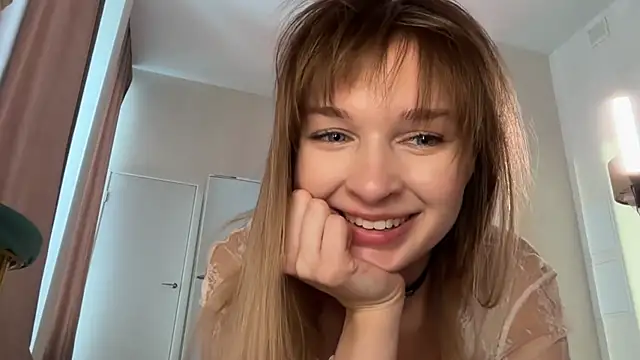 hereandnows_ live sex cam