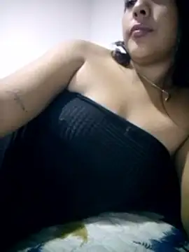 SweetFortuner's cam snapshot