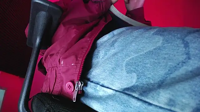 zacwatson_'s cam snapshot