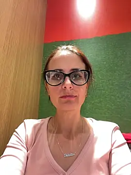 NataKitten live sex cam