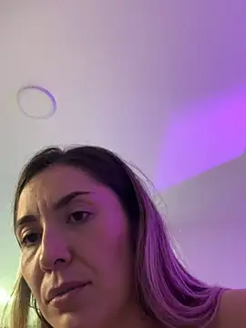 Mariana_gom's cam snapshot