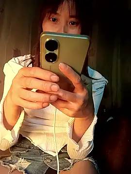 Em_xinh01's cam snapshot