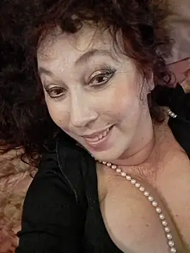 GypsyEsmeralda live sex cam