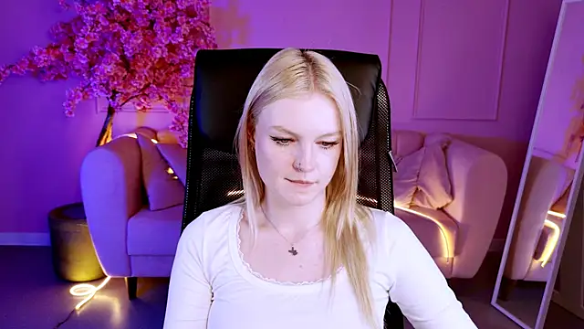 GraceGlamour's cam snapshot