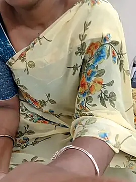 __cute__ammai__'s cam snapshot