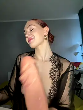 LittleFox___'s cam snapshot