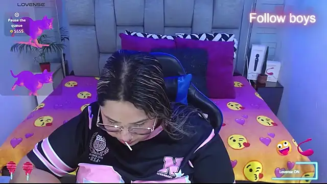 evelin_zaens's cam snapshot