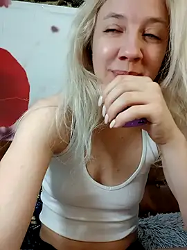 HeronDenni's cam snapshot