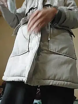 SheTheDeeevil's cam snapshot