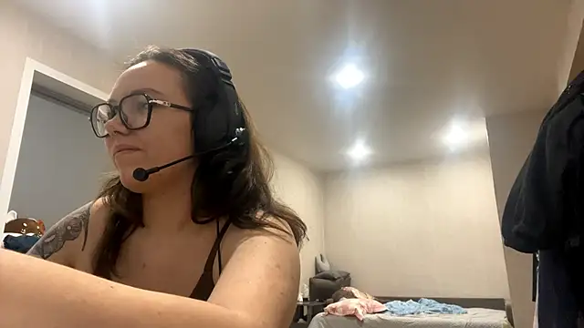 KerriMcbreen's cam snapshot