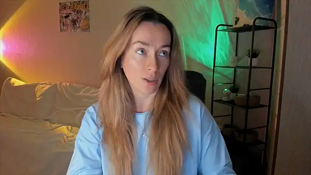 RebeccaMartinez's web cam