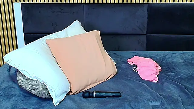 SweetTaya33's cam snapshot