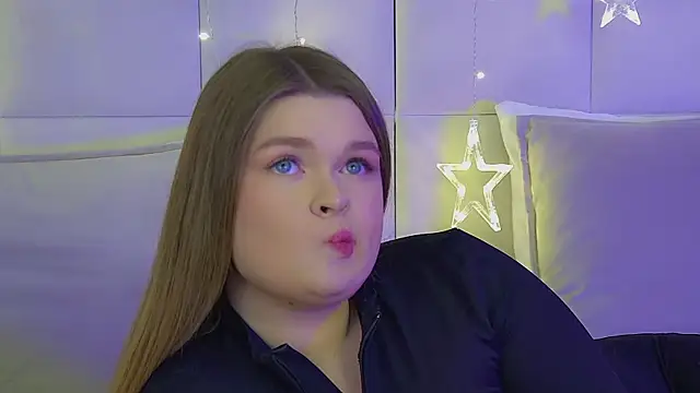 CrystalLyons's cam snapshot