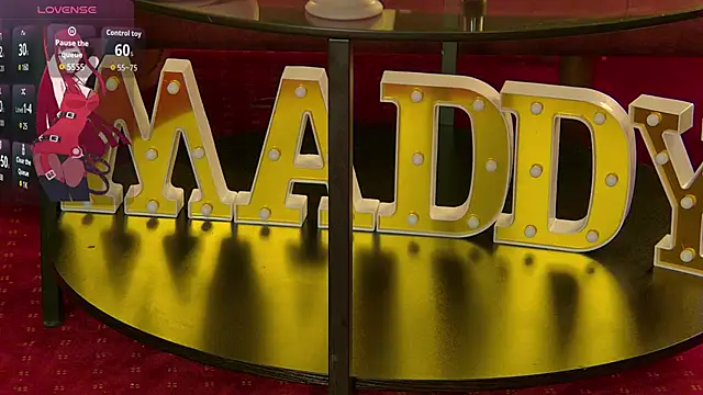 MaddyHeart's cam snapshot