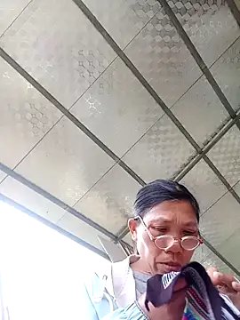 bella-la's cam snapshot