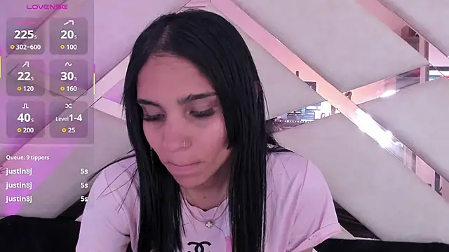 sophie_pariss's cam snapshot