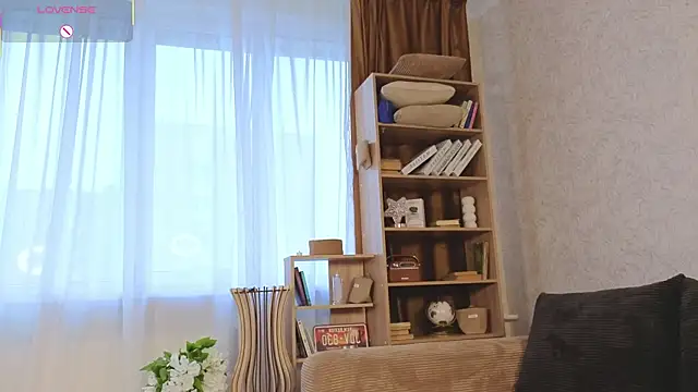 Kira_mindnes's cam snapshot