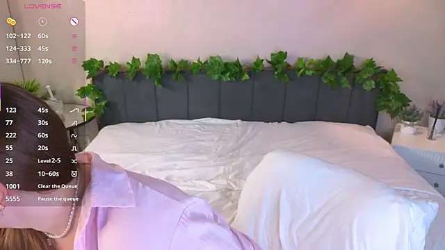 ConstanceHelms's cam snapshot