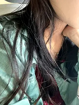 Mina048's cam snapshot