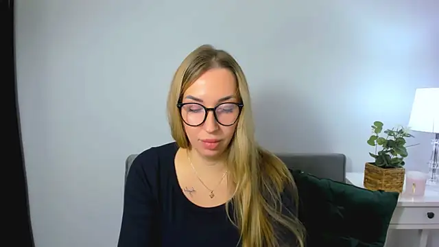 AriaDesire's cam snapshot