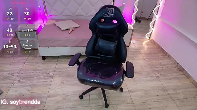 Brendda_tay live sex cam