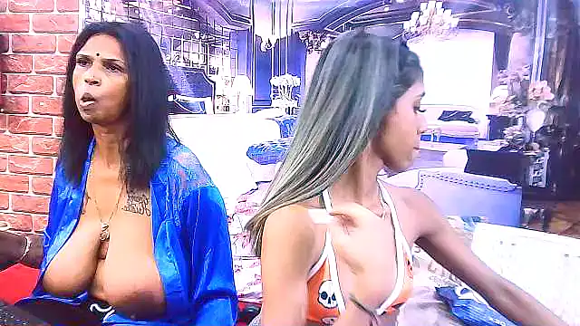 IndianSexySlender's cam snapshot