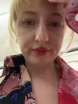 RonnieKiss live sex cam