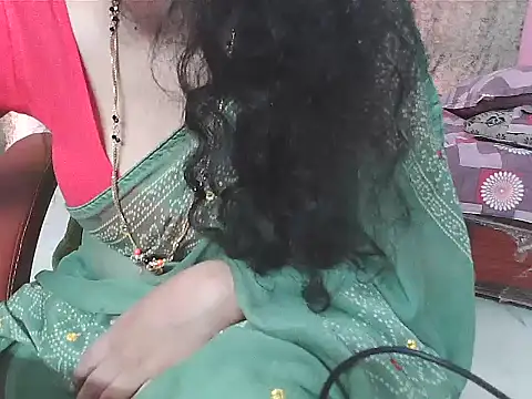 sunitha-3's cam snapshot