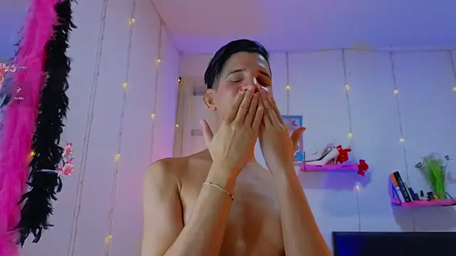 Ariel_Femboy_ live sex cam