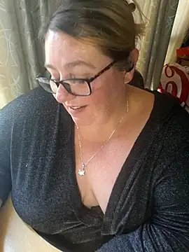 Iceprincess2bad4u live sex cam