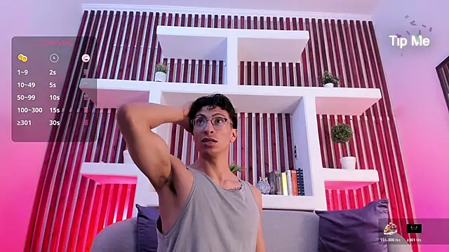 ApoloCruz live sex cam