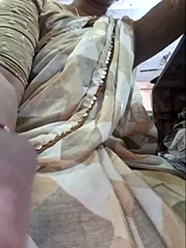 indianhotwife639 live sex cam