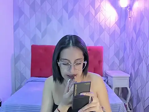 IsabellaRousset's cam snapshot