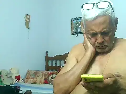 dirtysluttyfist's cam snapshot