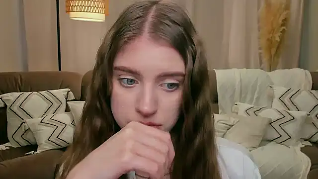 Erica_Kiss's cam snapshot