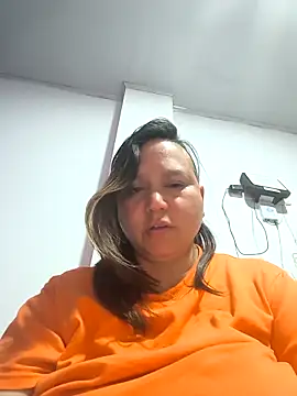 LauraReeves's cam snapshot