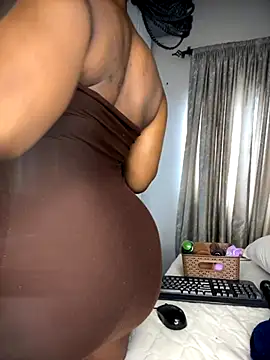 Bustygoddess32's cam snapshot