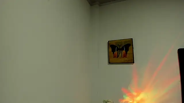 lilithTeen1_'s cam snapshot