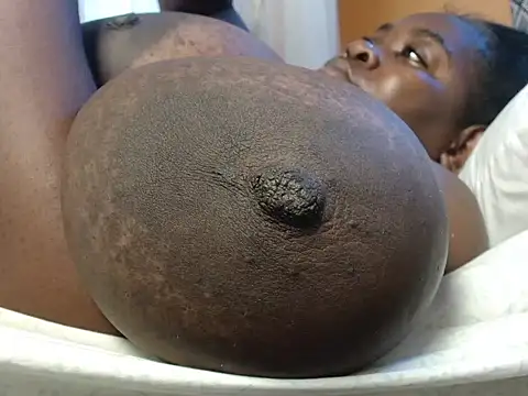 titi_fiesta's cam snapshot