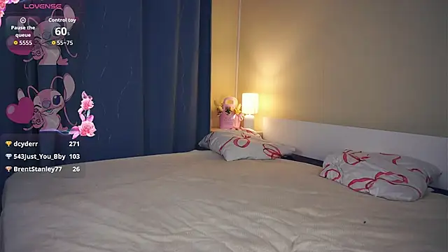 LoraDavi's cam snapshot